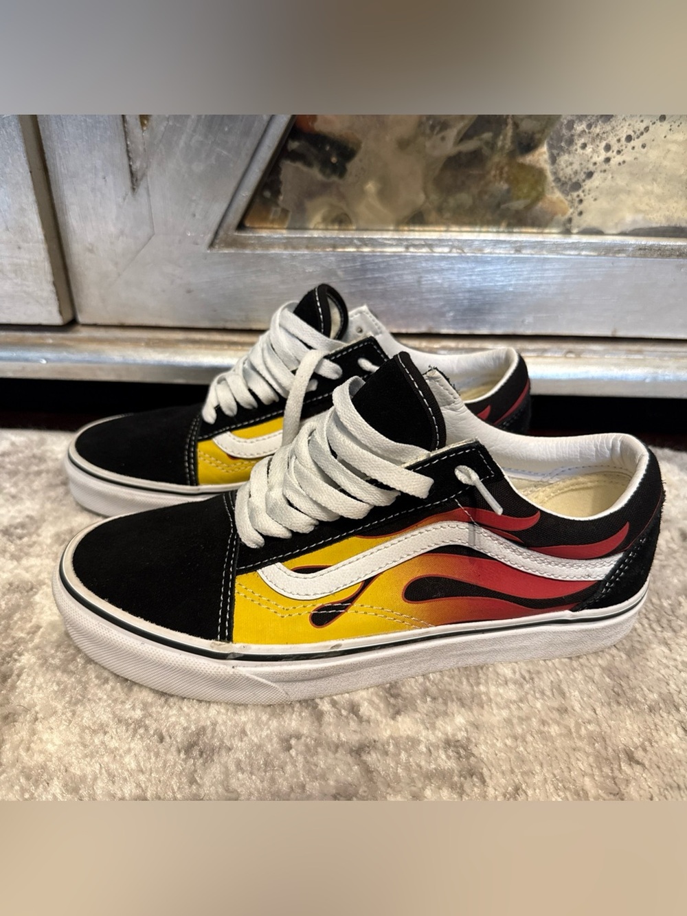 VANS Unisex Old Skool Flame Fire Shoes